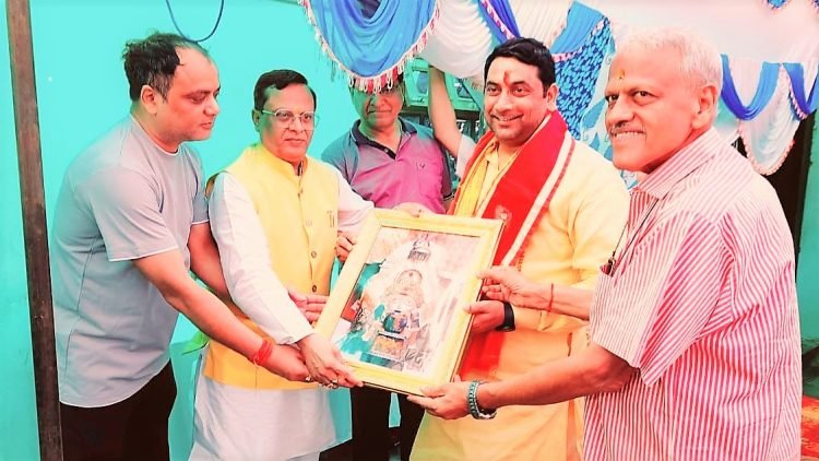 कांवड़ सेवा शिविर के मुख्य अतिथि के रुप मे पहुचे ऊर्जा राज्यमंत्री सोमेंद्र तोमर                              