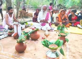 श्री रुद्र महायज्ञ का शुभारंभ, निकली कलश यात्रा