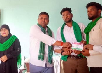 मांगे पूरी न हुई तो डीएम कार्यालय का घेराव करेगा संगठन: शाहिद