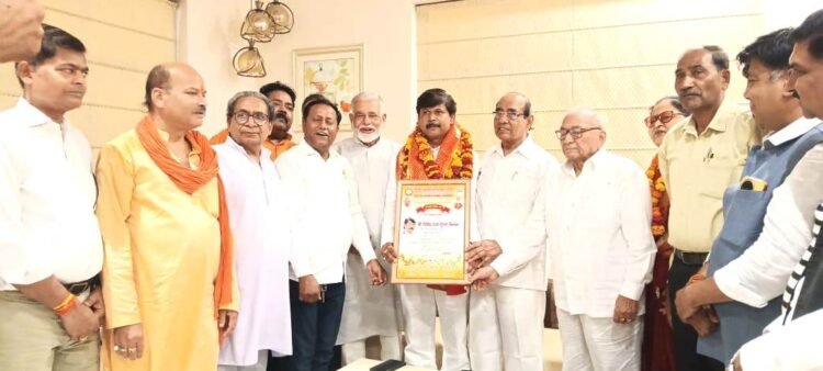 अखिल भारतीय वैष्य एकता परिशद युवा इकाई के कार्यवाहक प्रदेश अध्यक्ष बने सिंपल