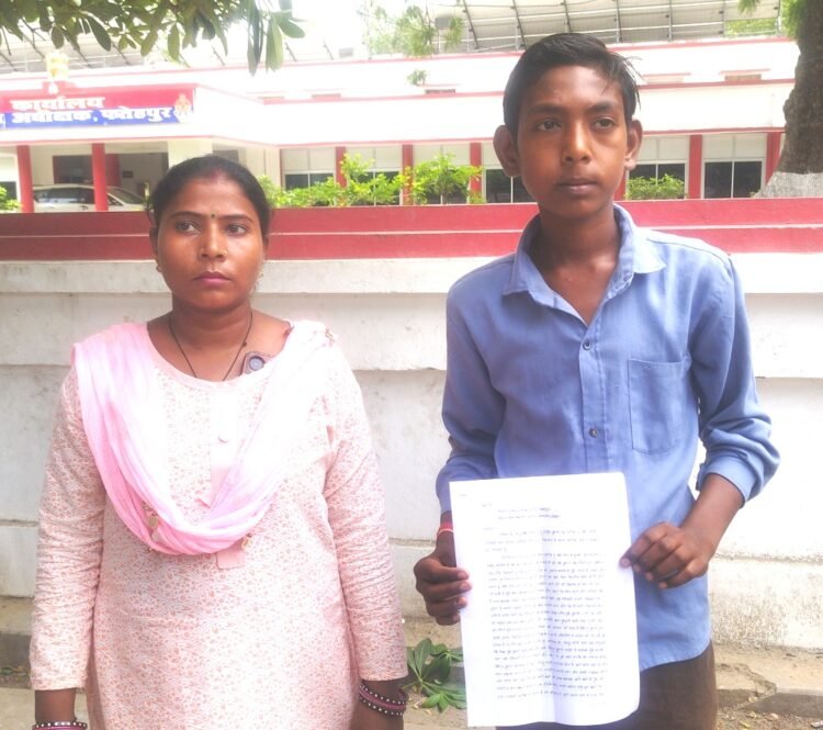 दबंग चाट वाले ने बीस रुपये की खातिर कुल्फी विक्रेता को पीटा