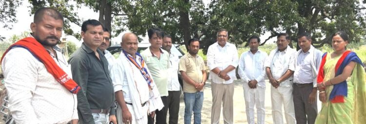 अपना दल एस की बैठक में डा0 सोनेलाल की जयंती मनाने पर चर्चा