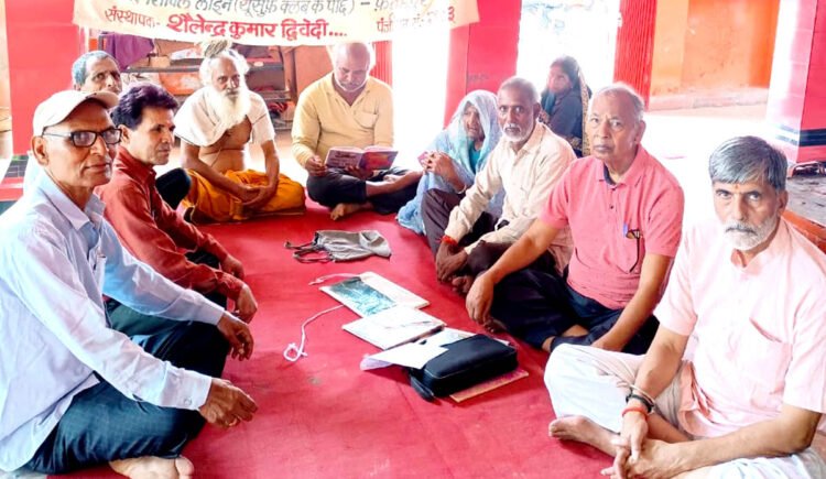 सरस्वती मां आइए, होकर हंस सवार, कवियश का वरदान दे, करो स्वप्न साकार