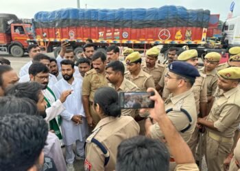 फतेहपुर प्रशासन के पास नहीं है कोई बुलडोजर – शौकत अली