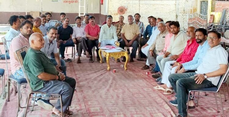 हनुमान मंदिर में मार्केट बनाने का विरोध रहेगा जारी: राम प्रकाश