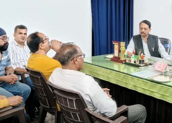 व्यापारियों की पीड़ा सुन चेयरमैन ने दिए पांच शौचालय