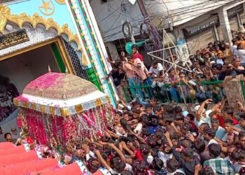 ग्यारहवीं मोहर्रम पर सुपिद्ध चांदू मियां का ताजिया सुपुर्द-ए-खाक