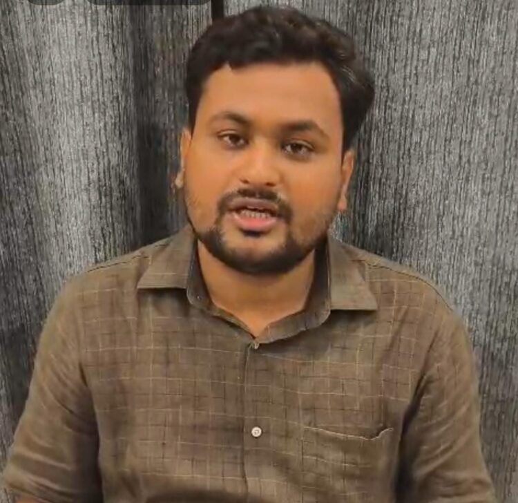 पत्रकार ने राठ सीओ और उप जिलाधिकारी पर लगाया हत्या की साजिश करने का आरोप