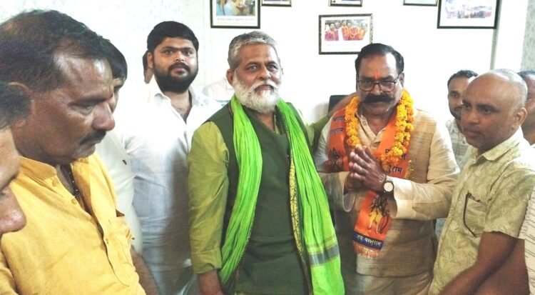 अखिल भारतीय ब्राह्मण महासभा (आर) के राष्ट्रीय अध्यक्ष का हुआ भव्य स्वागत