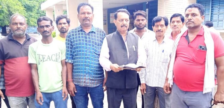 समस्याओं को लेकर एएसपी से मिले व्यापारी