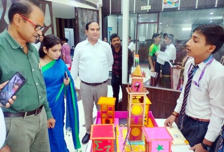 जयपुरिया स्कूल में लगी सामाजिक विज्ञान प्रदर्शनी