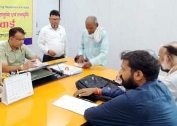 नगर पालिका ईओ ने की जनसुनवाई