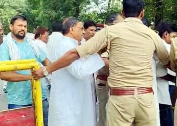 अजरौली गांव नहीं पहुंच सका कुर्मी क्षत्रिय महासभा का प्रतिनिधि मंडल