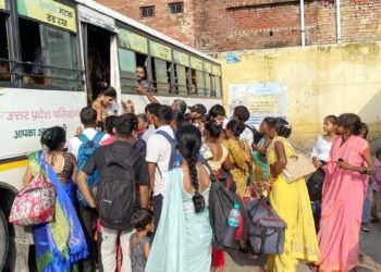 रक्षाबंधन पर मुफ्त बस सेवा का बहनों ने उठाया लाभ