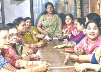 रोजगार करने वाली महिलाओं का सहयोग करने का लिया गया निर्णय