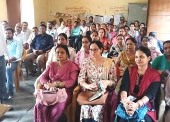 प्रशिक्षण में दक्ष होकर बच्चों का भविष्य सवारें गुरुजन: बीईओ