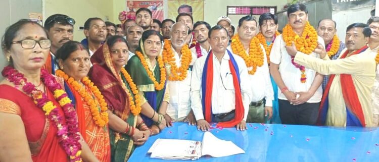 अपना दल (यस) की मासिक बैठक में संगठन का हुआ विस्तार