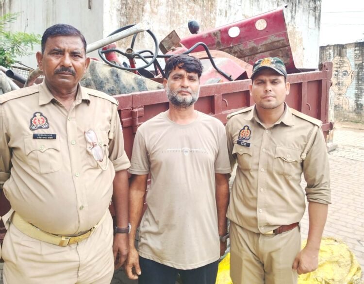 चोरी हुए ट्रैक्टर के खुले पुर्जों व ट्रॉली के साथ एक आरोपी गिरफ्तार