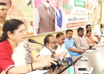 बुद्ध वर्ग समाज को दिशा देने में सक्षम व अग्रणी, अर्चना पांडेय