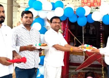 सेवक कुश वर्मा ने बुढ़वा मंगल पर कुड़नी में कराया विशाल भंडारा 