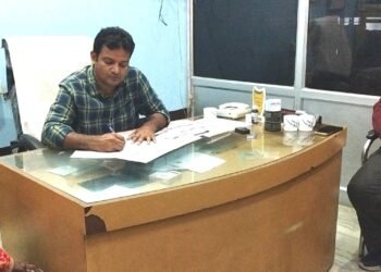 आभा मेडिकल सेंटर मेें स्वास्थ्य शिविर में लोगों ने निःशुल्क करवाया परीक्षण 