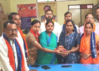 नव मनोनीत पदाधिकारियों का अपना दलयस की बैठक में हुआ स्वागत 