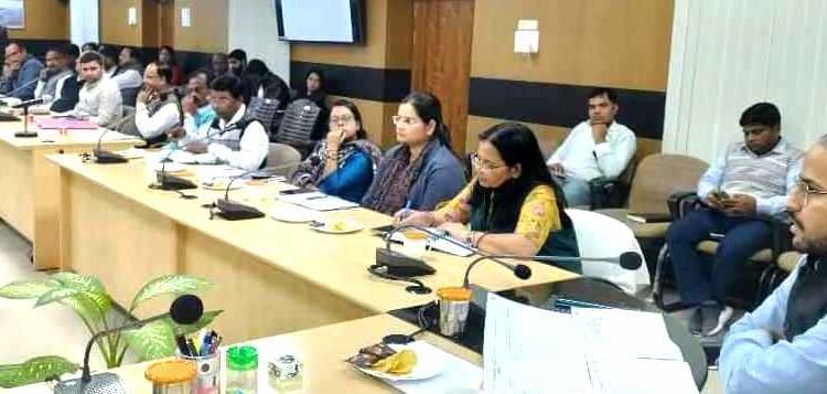 शत प्रतिशत बच्चों का निपुण असेसमेंट कराया जायः सीडीओ 