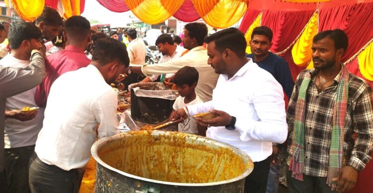 खाटू श्याम के जन्मोत्सव पर विशाल भंडारे का हुआ आयोजन