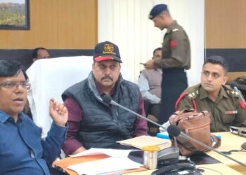 सैनिक बन्धु की बैठक में एडीएम ने शिकायतों के निस्तारण करने के दिये निर्देश