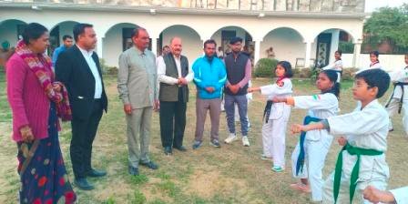 पूर्व विधायक ने निःशुल्क ताइक्वांडो प्रशिक्षण शिविर का किया प्रारम्भ 