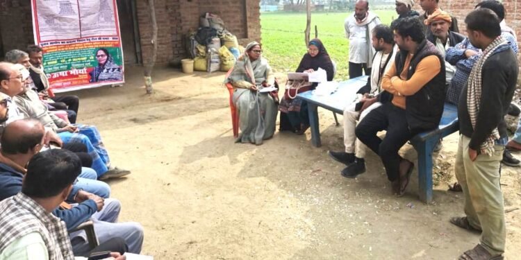 विधायक ऊषा मौर्य ने बहेरा सादात में चलाया एसआईआर जागरूकता अभियान