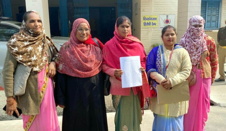 आंगनबाड़ी कार्यकत्री ने मुख्य सेविका के खिलाफ फिर सौंपा ज्ञापन