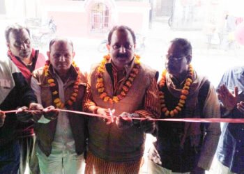 99 स्टोर डीएम ट्रेडर्स का लोहारी ने किया उद्घाटन