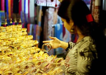 सोने-चांदी के दामों में लगातार आ रहा उछाल