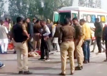 तेज रफ्तार स्कॉर्पियो ने तीन को रौंदा, दो की मौत