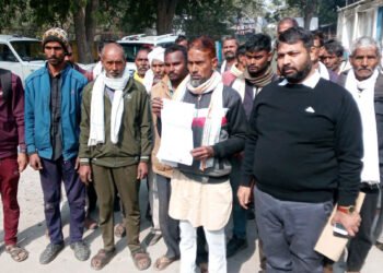 साम्प्रदायिक सद्भाव बिगाड़ने की एसडीएम से शिकायत