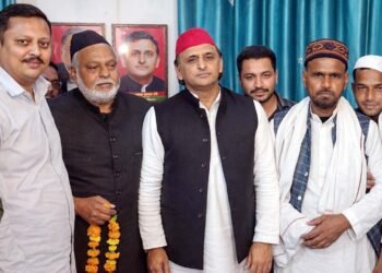 सपा सुप्रीमो के दौरे से अंसारी परिवार का बढ़ा सियासी कद