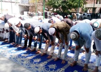 रमजान के दूसरे जुमे पर मस्जिदों में उमड़े नमाजी