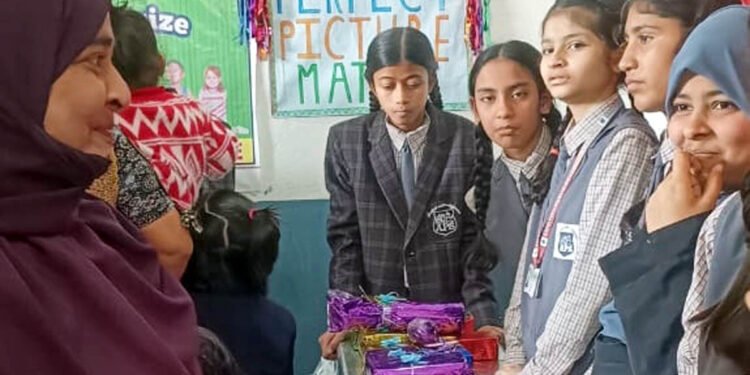 एम्बिशन स्कूल में चिल्ड्रेन्स फेस्ट का हुआ आयोजन