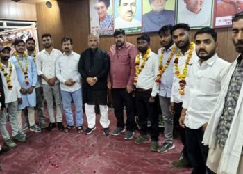 सदर विधानसभा में युवाओं ने थामा कांग्रेस का दामन