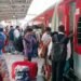 ट्रेनें फुल होने से घर वापसी में अड़चन
