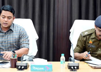 त्योहारों पर विशेष सतर्कता बरतें थाना प्रभारी: एसपी