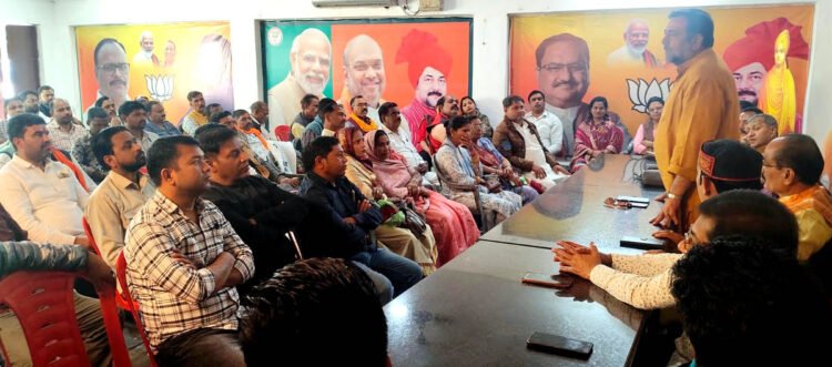 बजट में आए सभी मुद्दे जनहितकारी: विक्रम