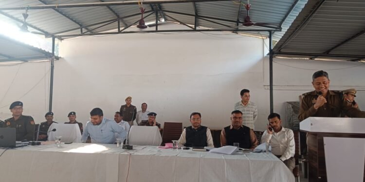 पुलिस लाइन में डीएम व एसएसपी की सद्भावना समिति संग बैठक, सुरक्षा व व्यवस्थाओं पर दिए सख्त निर्देश