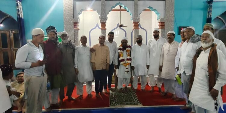 शौक पूरा करने की बजाय जरूरतमंदों की करें मदद