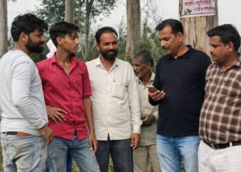 सदर विधायक योगेश वर्मा ने मोतीपुर जिला अस्पताल मार्ग का किया औचक निरीक्षण