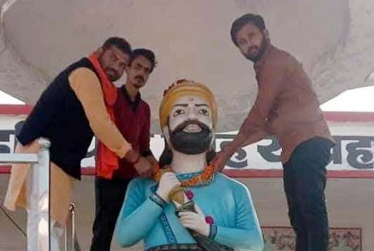 बुंदेलखंड राष्ट्र समिति ने बलिदान दिवस पर दोहराई मांग