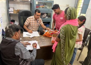 राजपुर पीएचसी में खांसी, जुकाम, बुखार के मरीज बढ़े