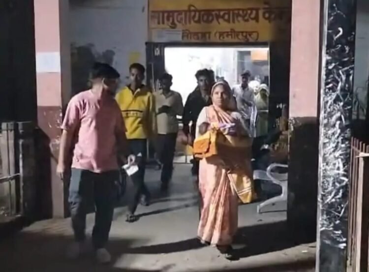 घर में घुसकर दबंगों का हमला, महिलाओं से मारपीट