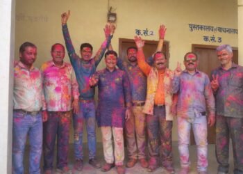 इंडियन जर्नलिस्ट एसोसिएशन कुशीनगर इकाई के तत्वावधान में होली मिलन समारोह का आयोजन।